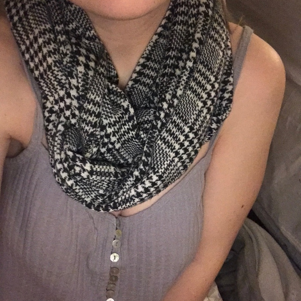 Plaid Infinity Scarf - Picture 3 of 4